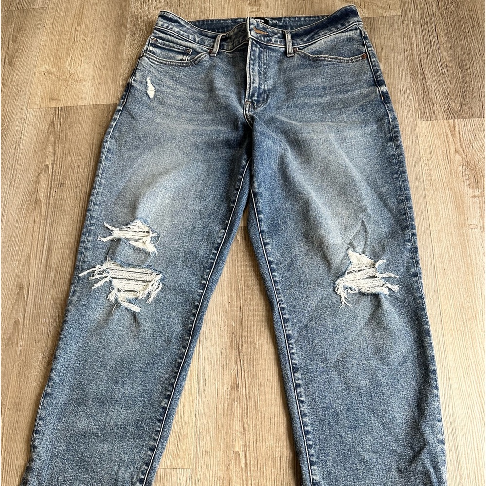 Express boyfriend mid rise 10R medium wash jeans. Distressed